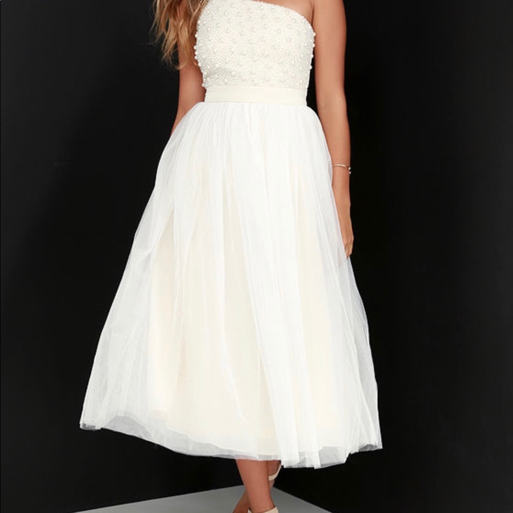 Lulu’s Formal Dress - Picture 5 of 5